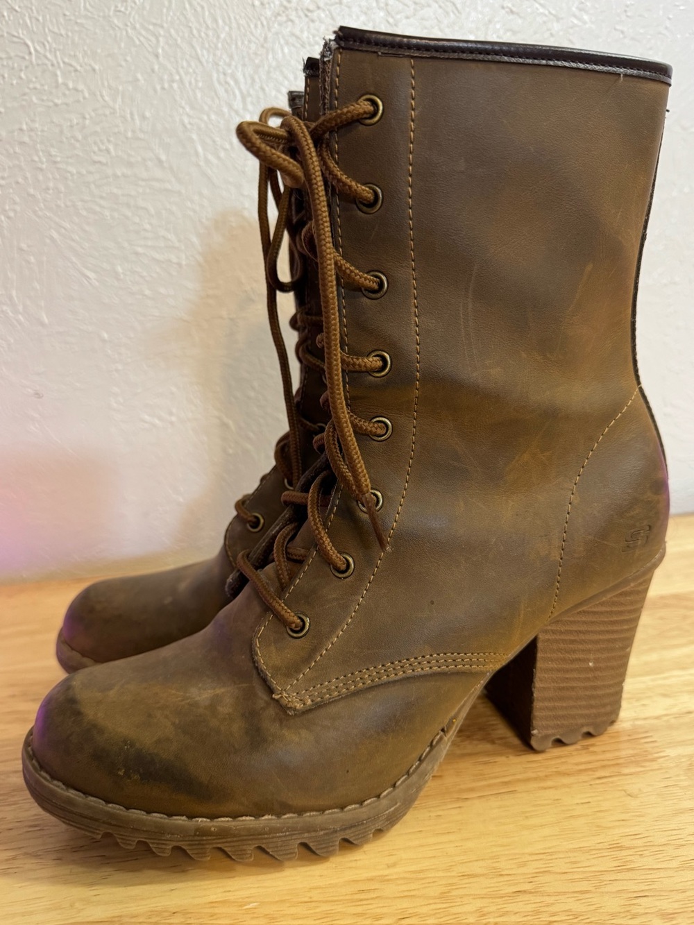 Skechers Y2K Lace Up Brown Leather Heeled Boots
